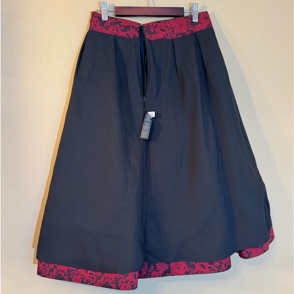 WHBM Women’s A-Line/Midi Skirt size 4